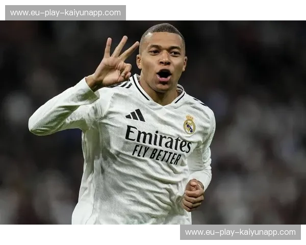 决战伯纳乌：非洲黑豹的荣耀之梦，皇马的不败神话